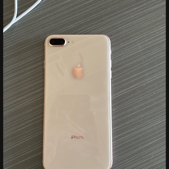 Apple Gold iPhone 8 Plus Dual Camera
